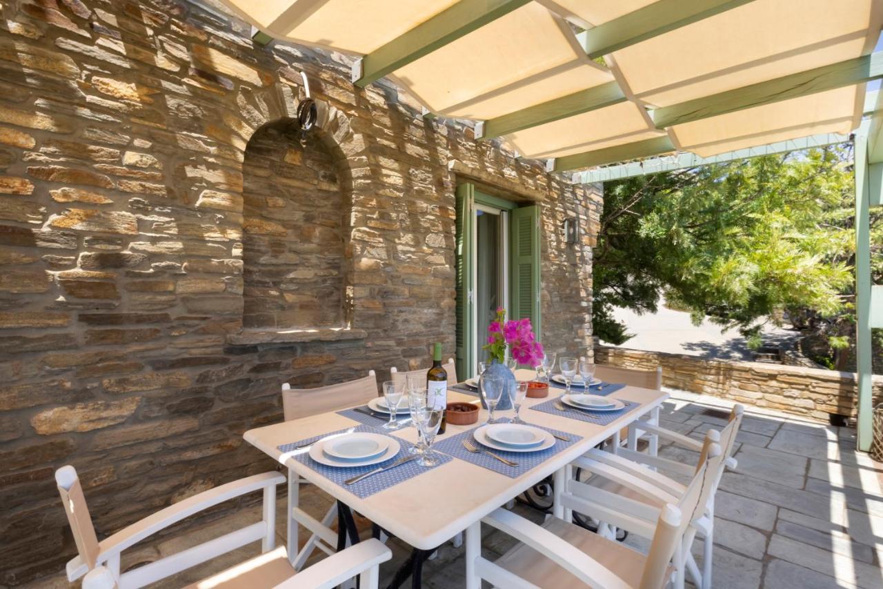 Вилла Sun-Rock House By The Sea Stenies Экстерьер фото